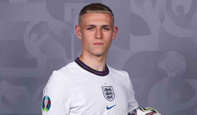 何一名搭档 何一名搭档